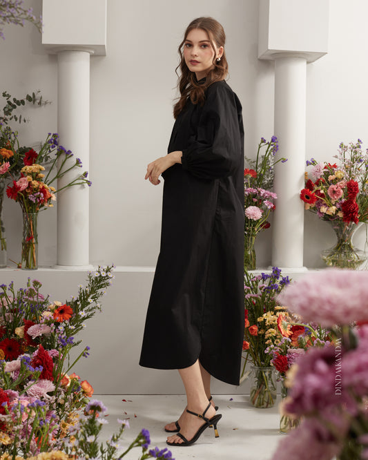 Aria in Black
